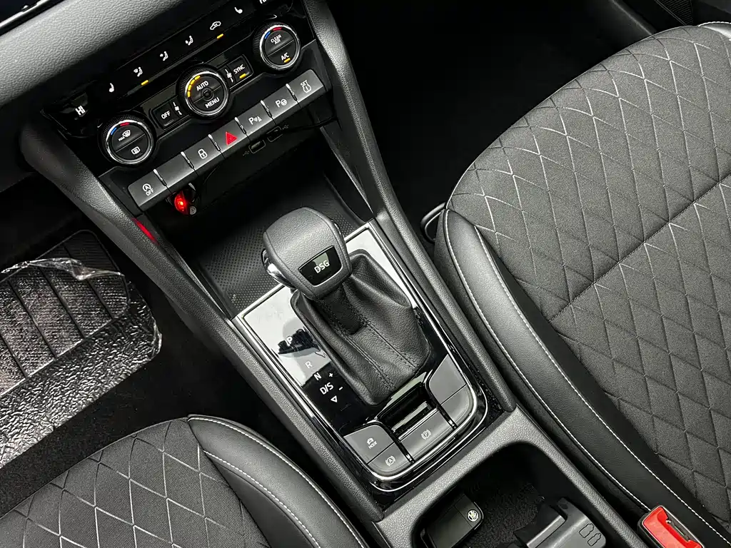 Skoda Karoq — миниатюра 15