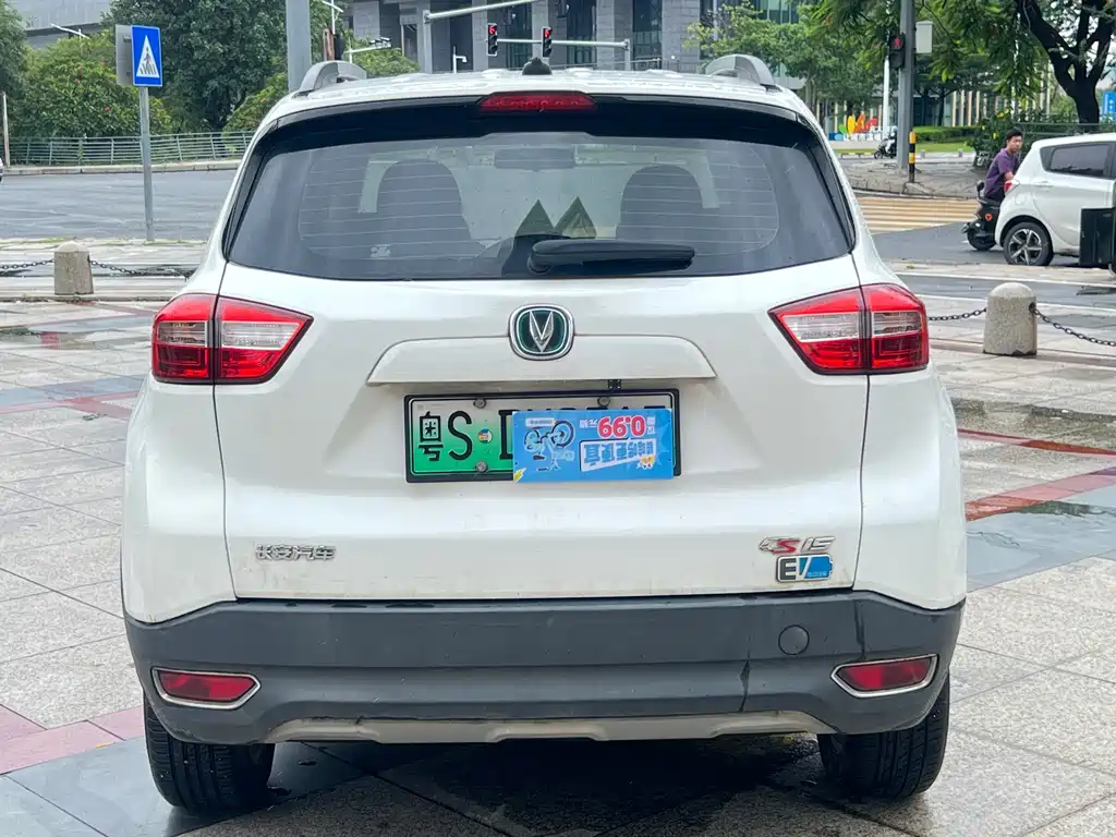 Changan CS15EV — миниатюра 5