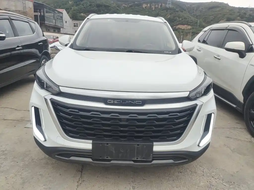 BAIC X3 — миниатюра 3