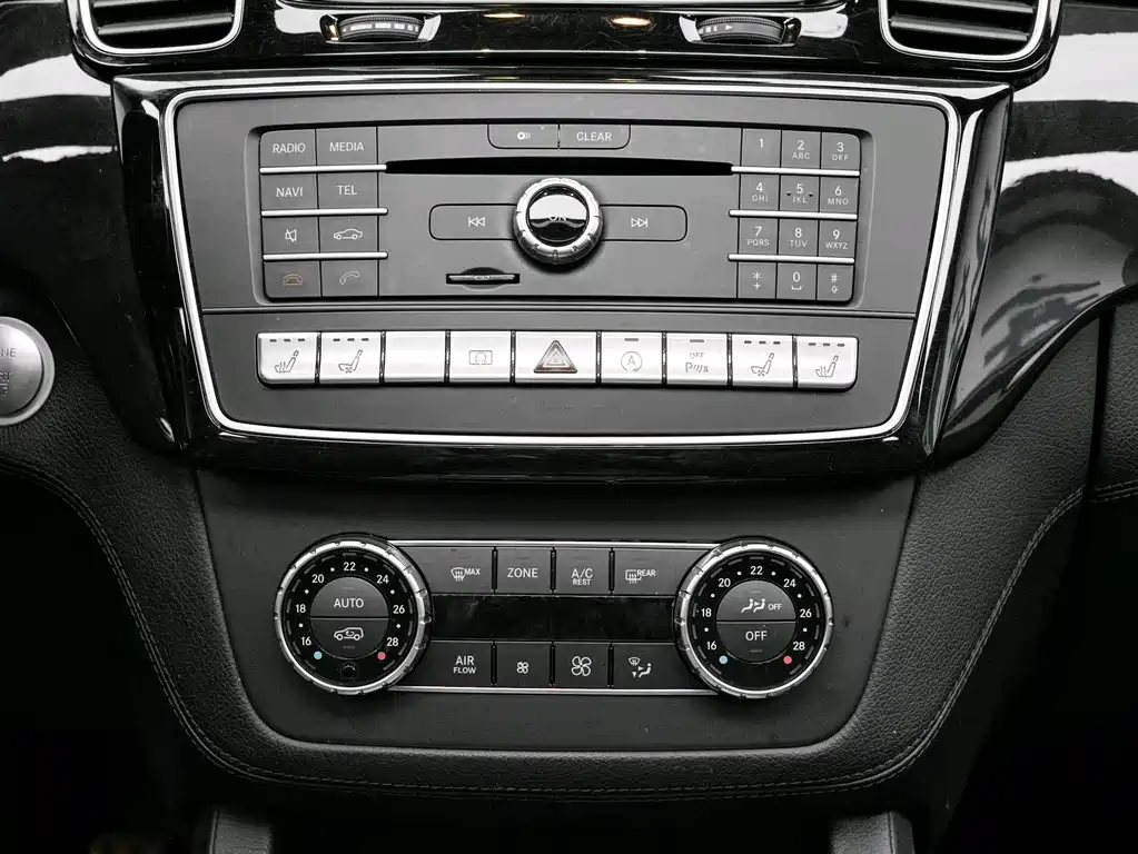 Mercedes-Benz GLS AMG — миниатюра 20