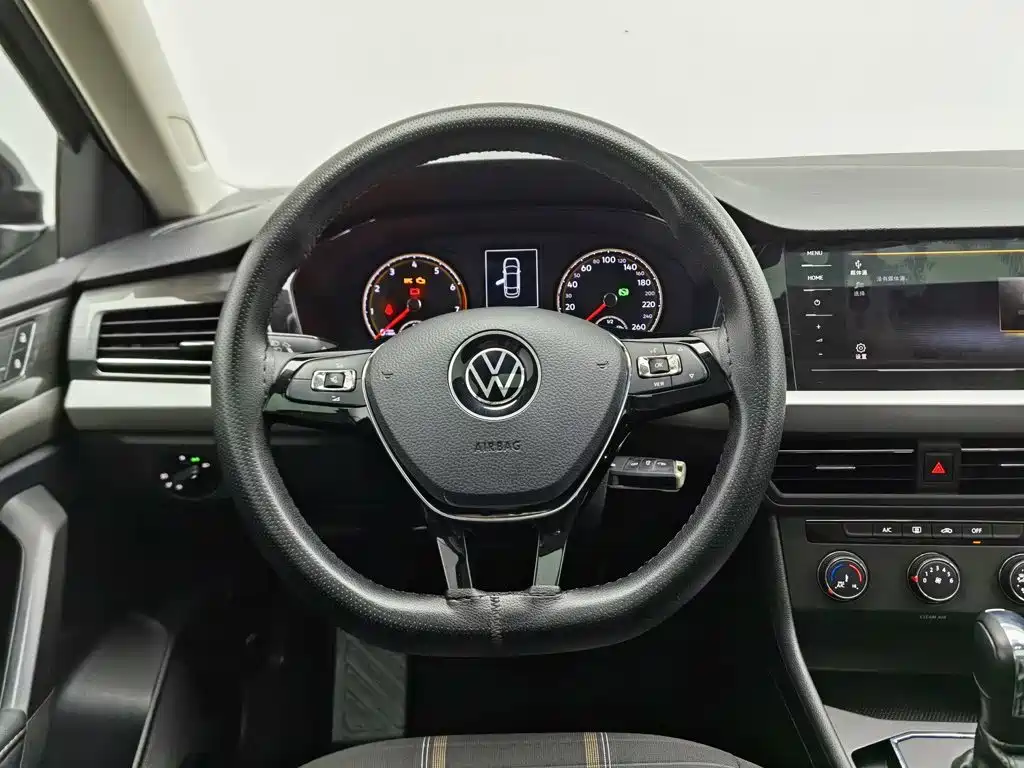 Volkswagen Lavida — миниатюра 11