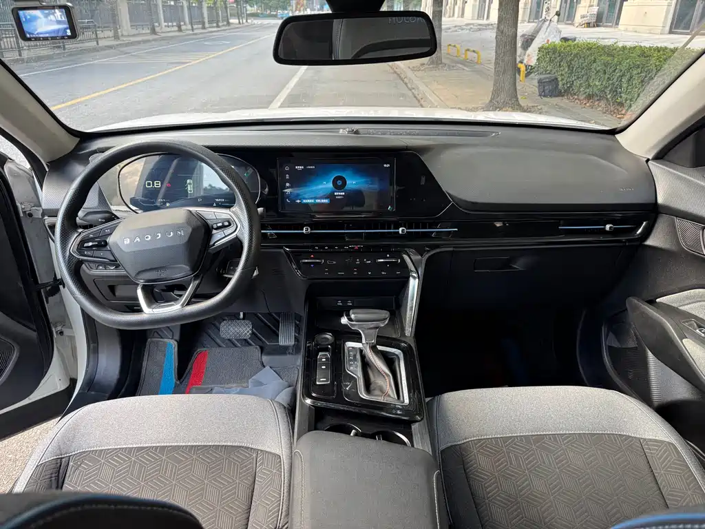 Baojun RC-6 1.5T CVT 24 h Online Elite Type, фото 6