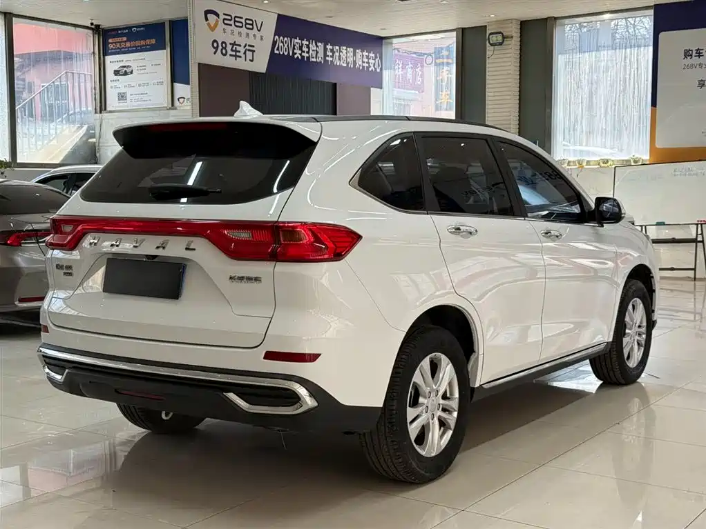 Haval M6 2021 PLUS 1.5T DCT Luxury