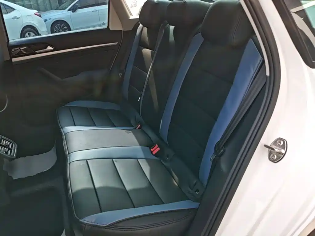 Volkswagen Lavida — миниатюра 17