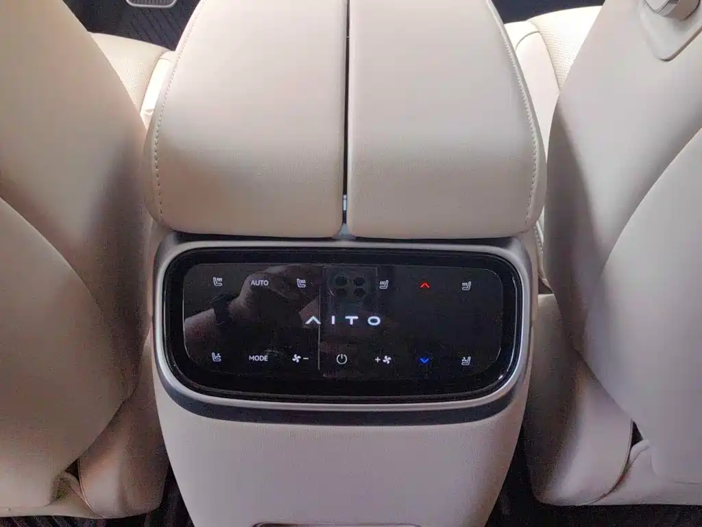 AITO AITO M7 — миниатюра 13