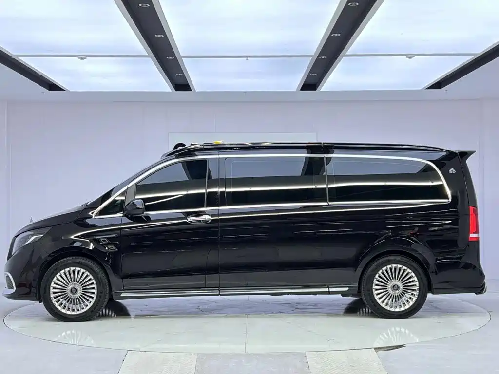Mercedes-Benz Vito — миниатюра 2