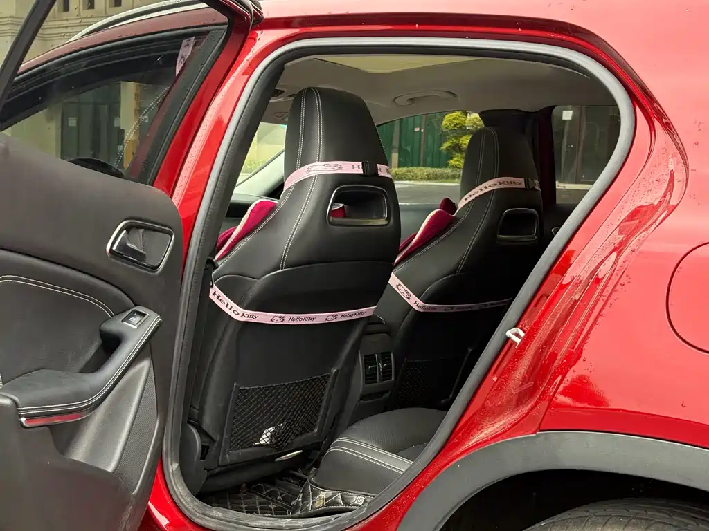 Mercedes-Benz GLA — миниатюра 9