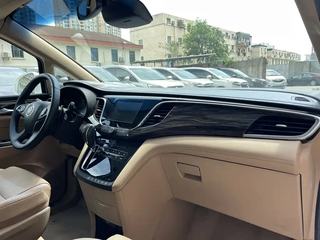 Buick GL8 2018 ES 28T Flagship VI