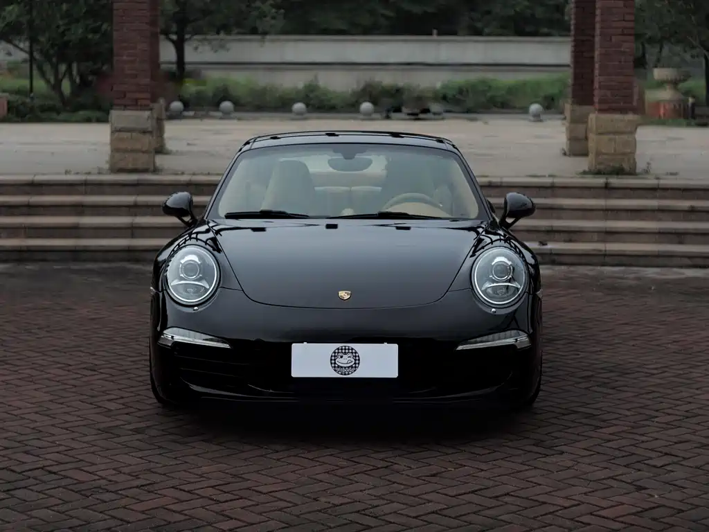 Porsche 911 2012 Carrera S 3.8L