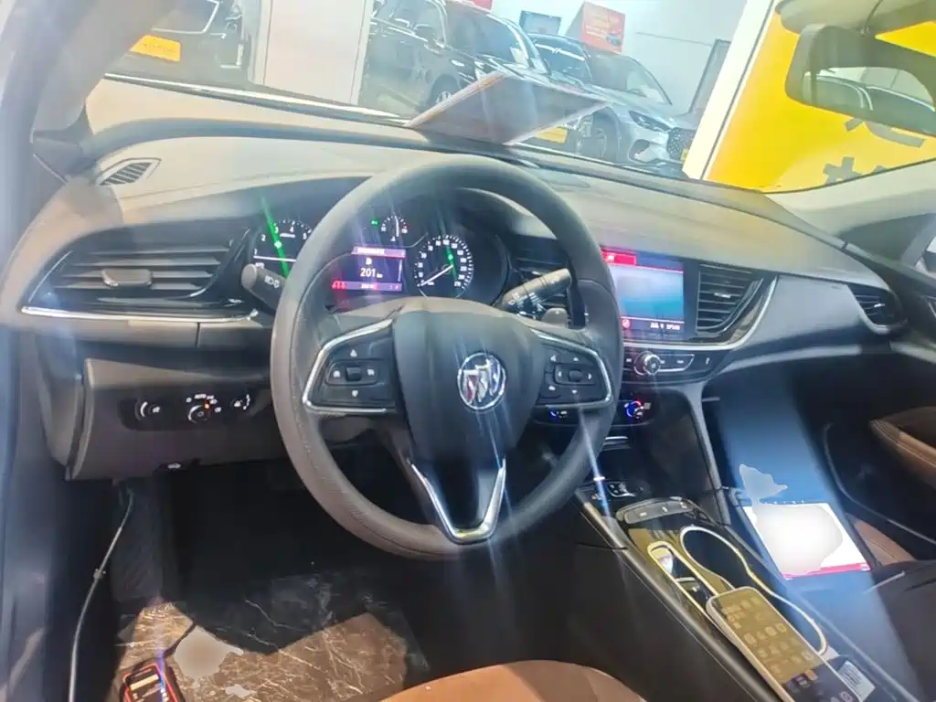 Buick Regal — миниатюра 10