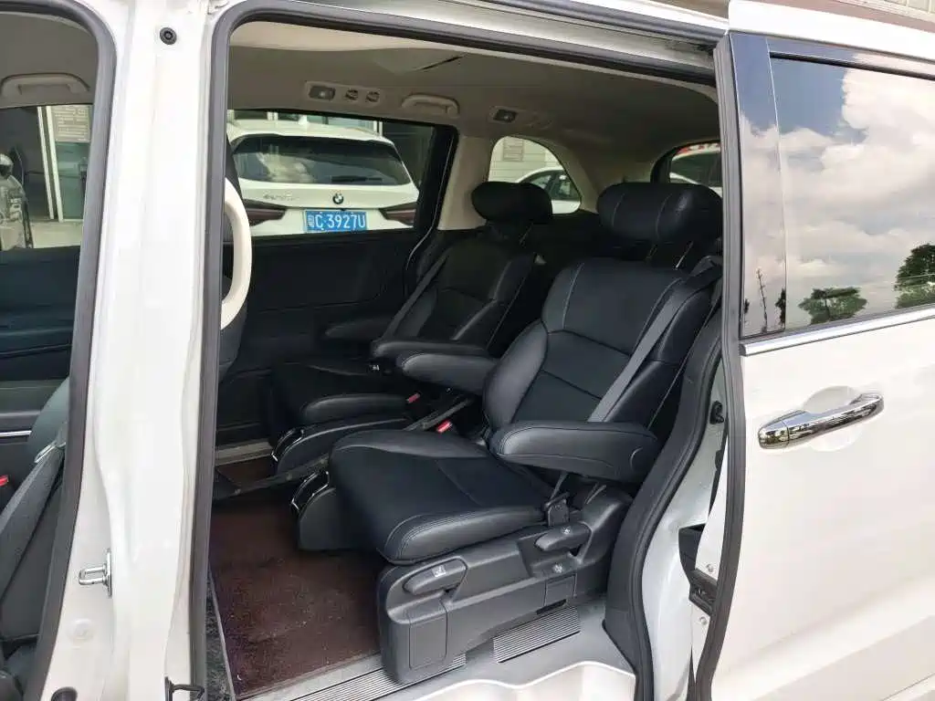 Honda Odyssey — миниатюра 6