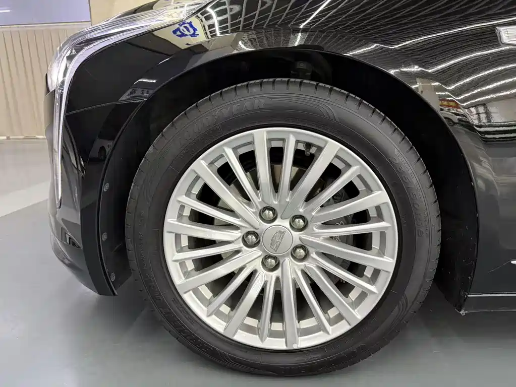 Cadillac CT6 — миниатюра 10