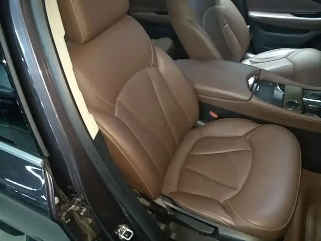 Buick Envision Plus — миниатюра 25