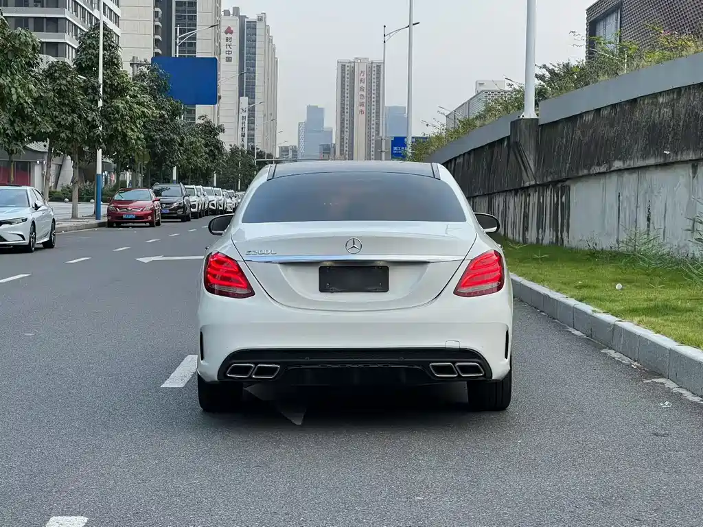 Mercedes-Benz C-Class — миниатюра 4
