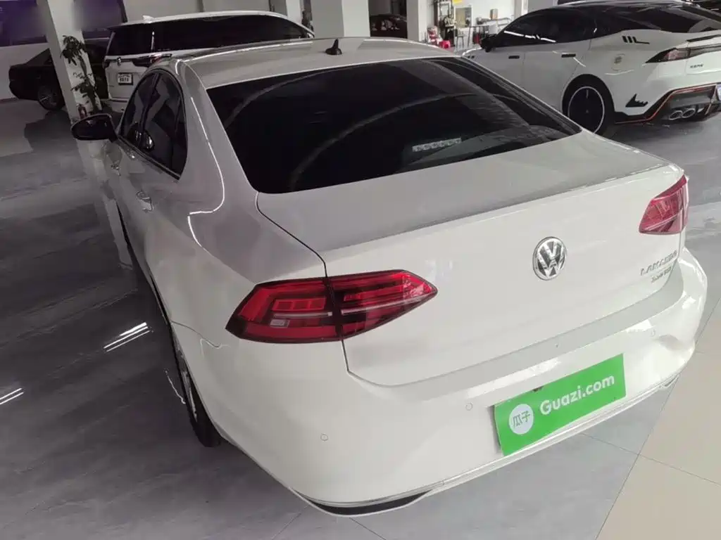 Volkswagen Lamando — миниатюра 5
