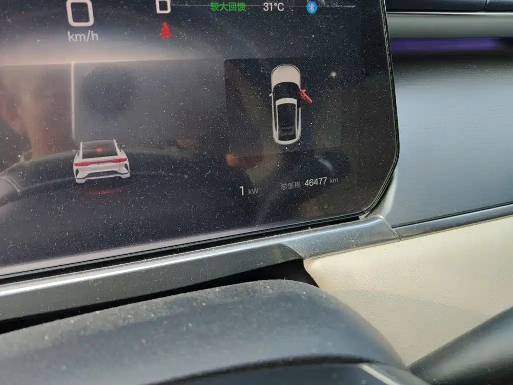 BYD L EV — миниатюра 13