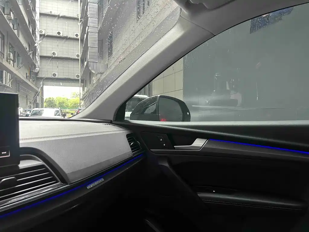 Audi Q5L — миниатюра 15
