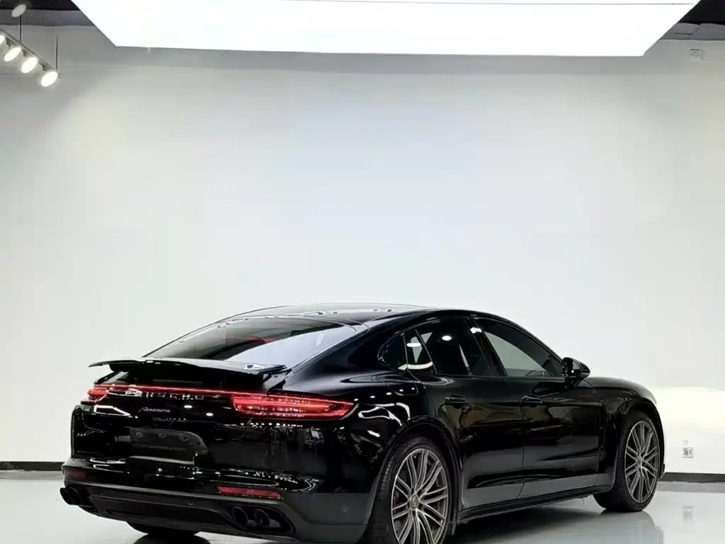 Porsche Panamera — миниатюра 8