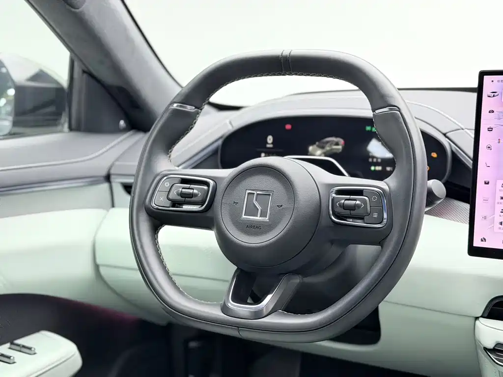 ZEEKR EXTREME KRYPTON 001