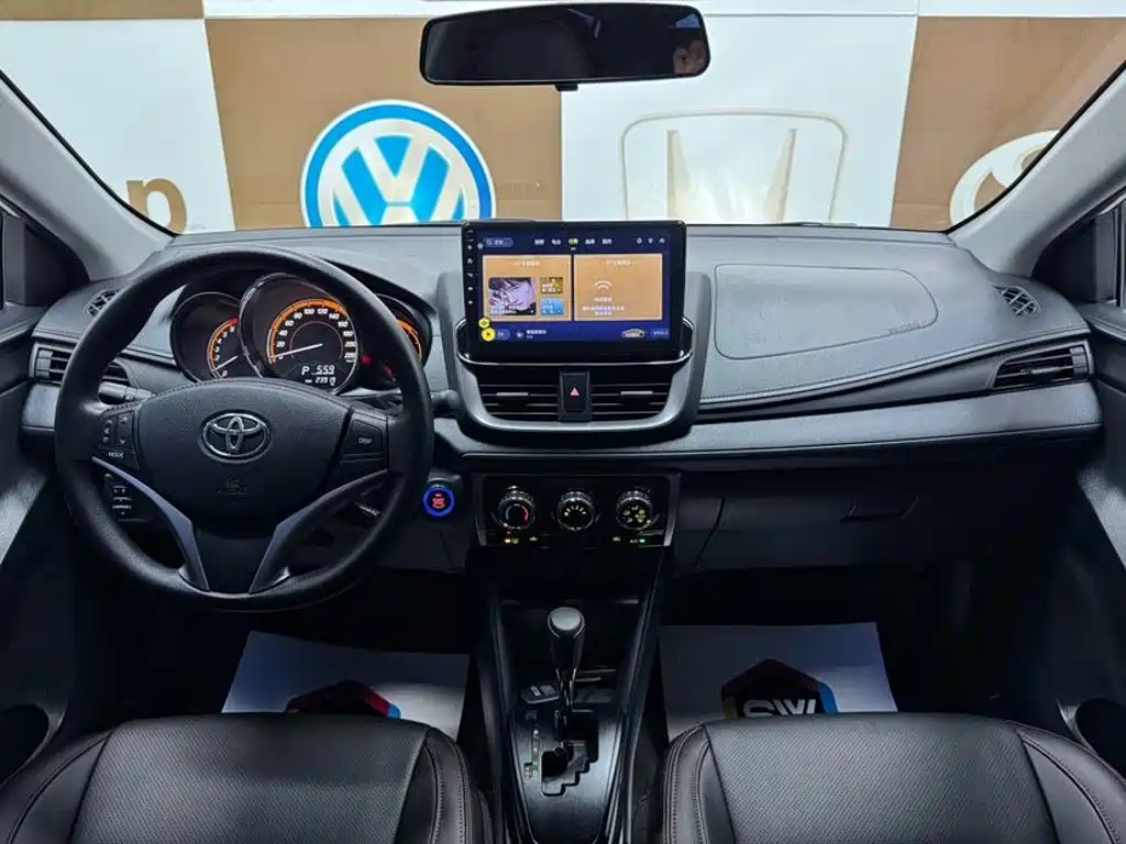 Toyota Yaris L — миниатюра 9