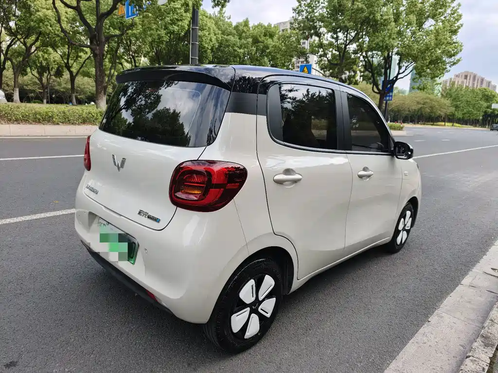 Wuling MINIEV — миниатюра 5