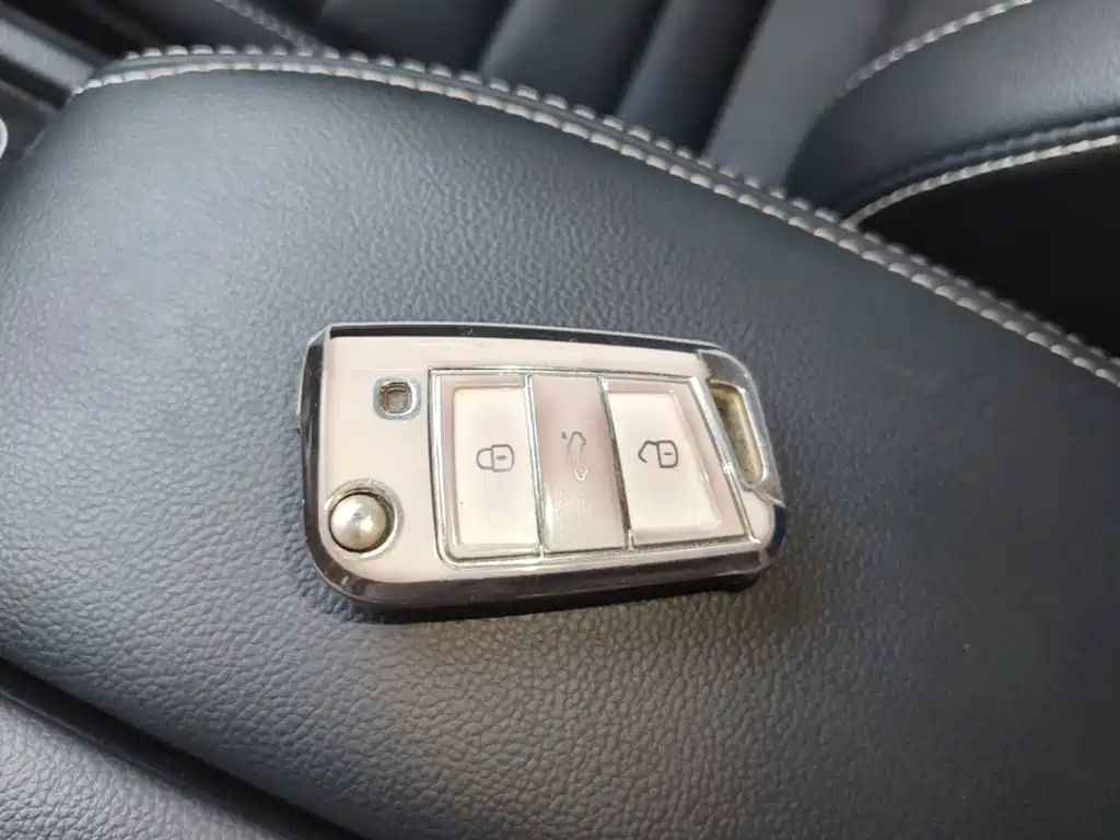 Volkswagen Teramont — миниатюра 9