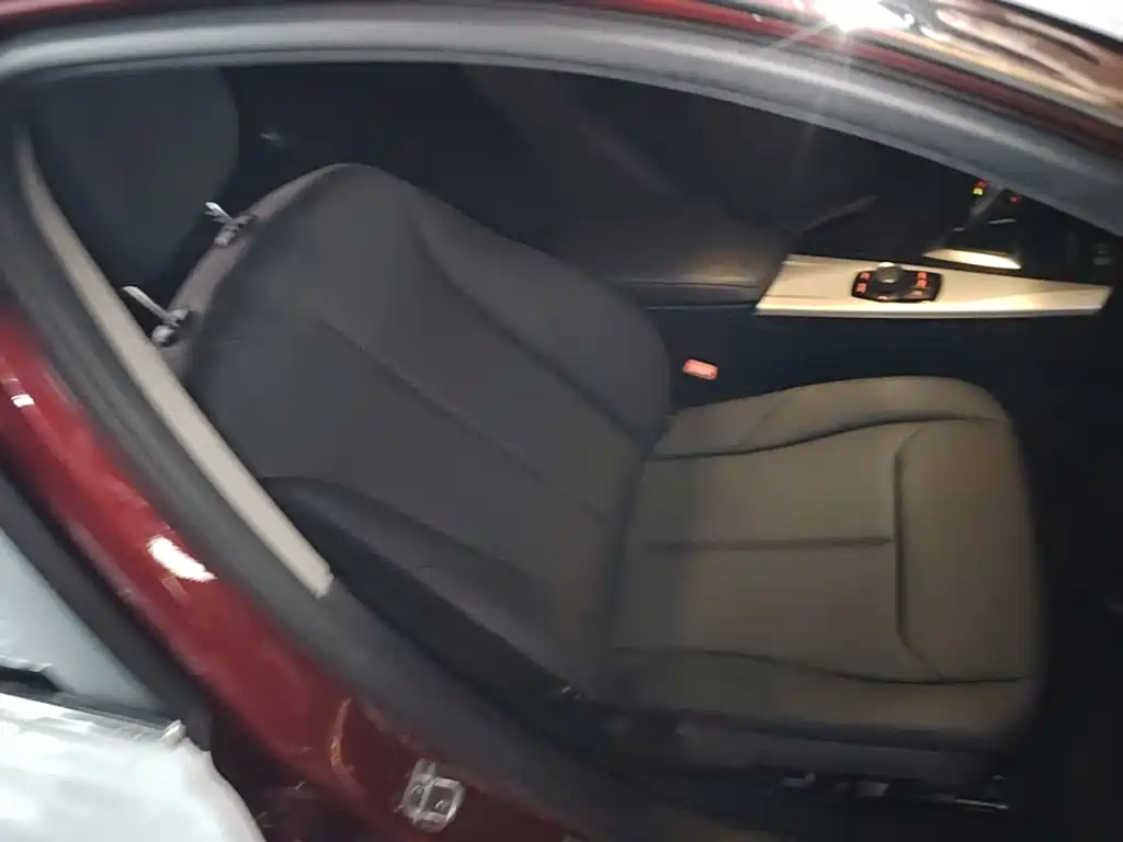 BMW 3 Series — миниатюра 25