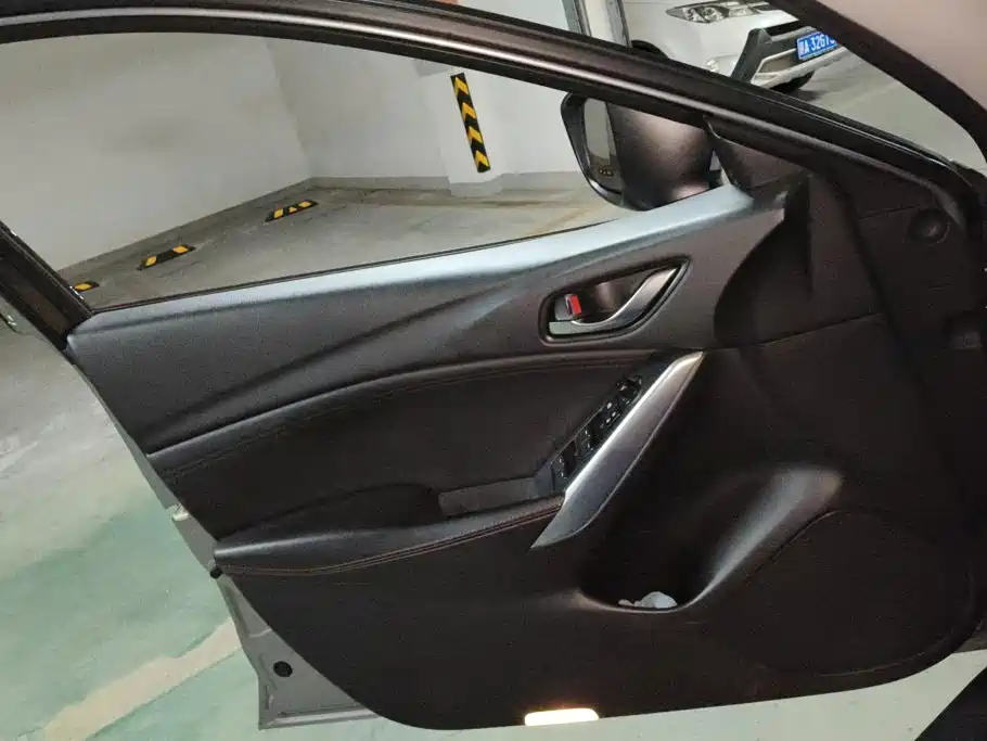 Mazda Atenza — миниатюра 7