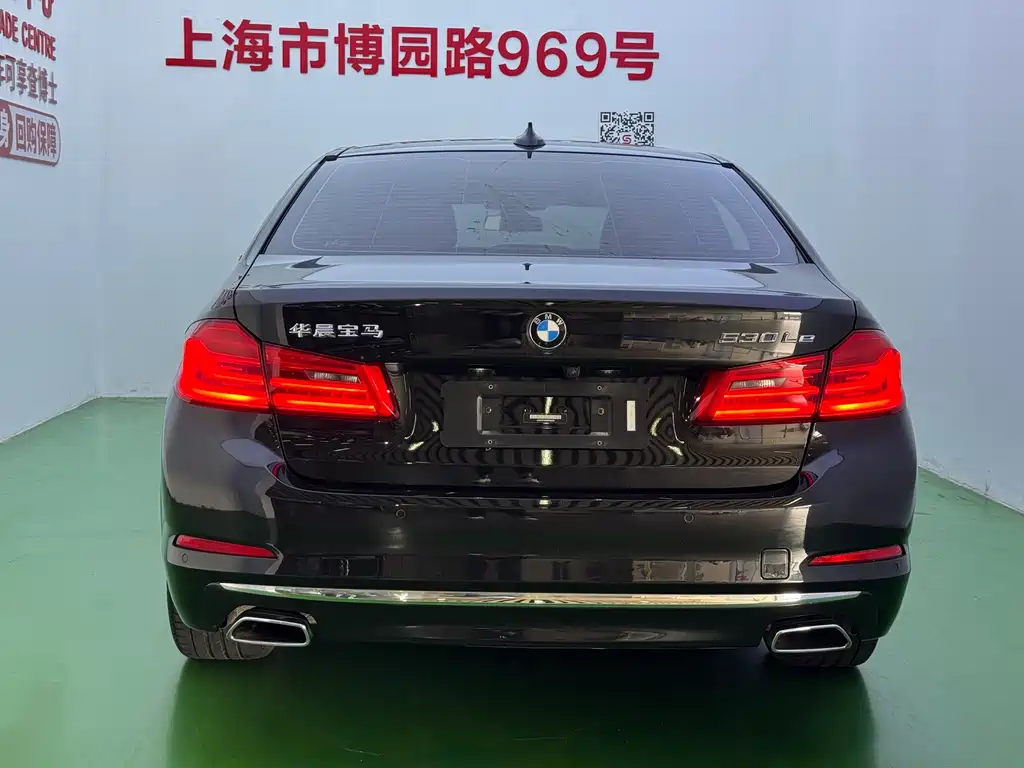 BMW 5 Series New Energy — миниатюра 24