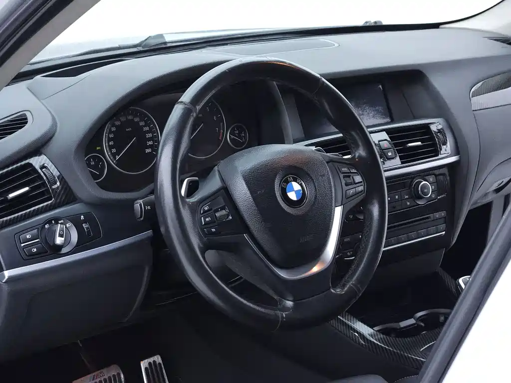 BMW X3 (Import) — миниатюра 10