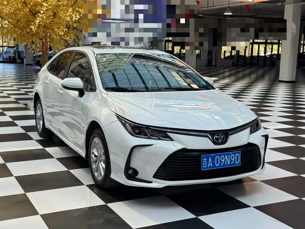 Toyota Corolla — миниатюра 3