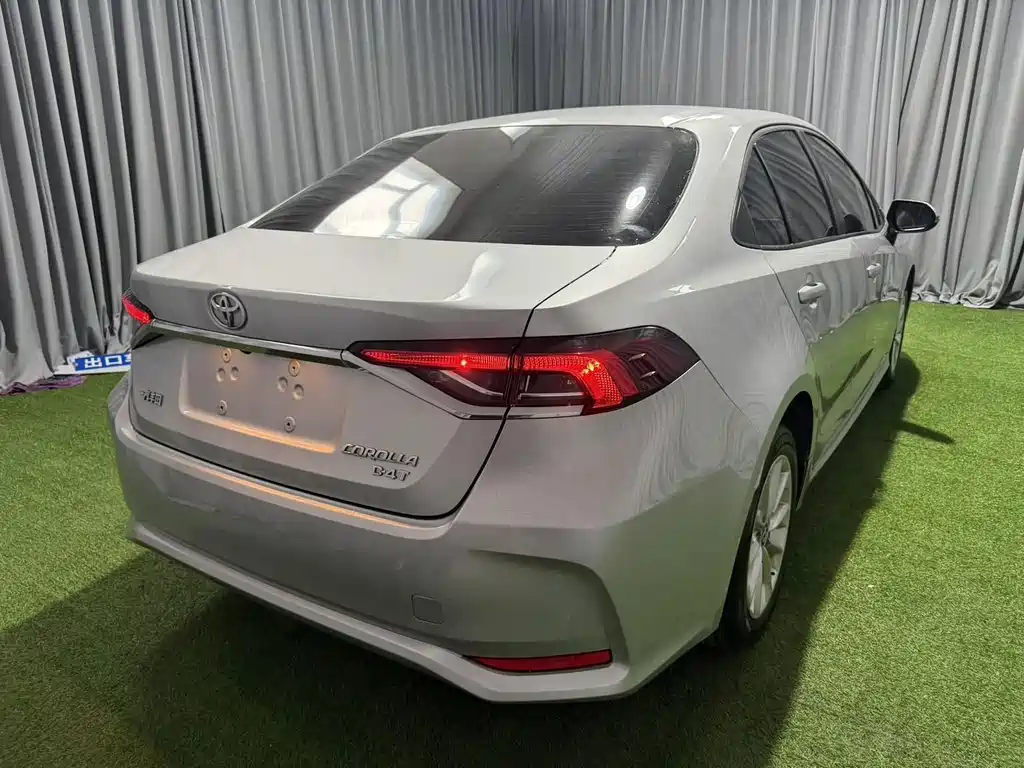 Toyota Corolla — миниатюра 6