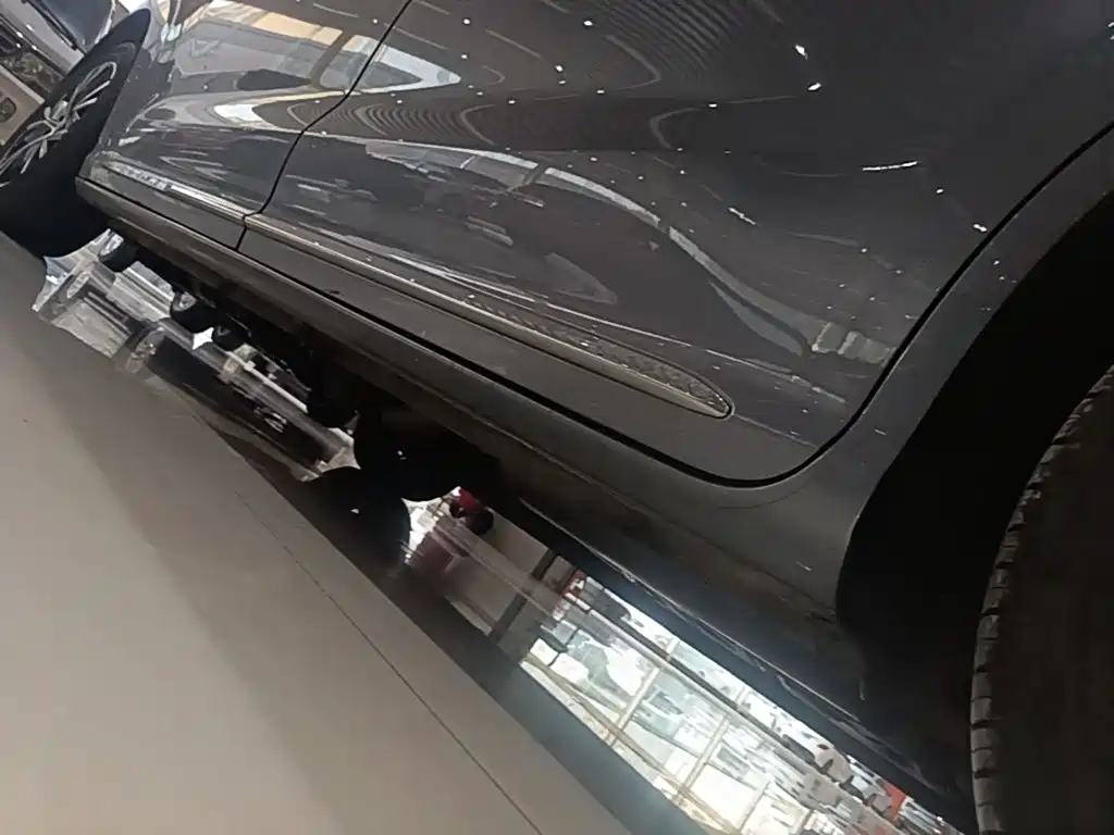 Roewe iMAX8 — миниатюра 22