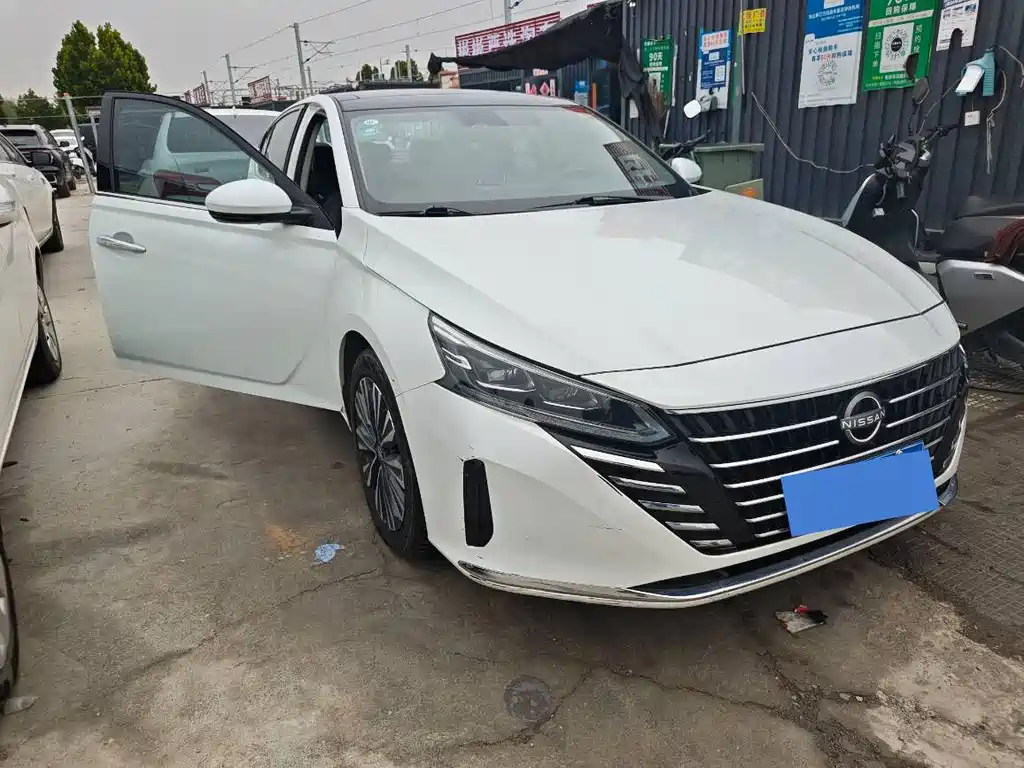 Nissan Teana — миниатюра 3