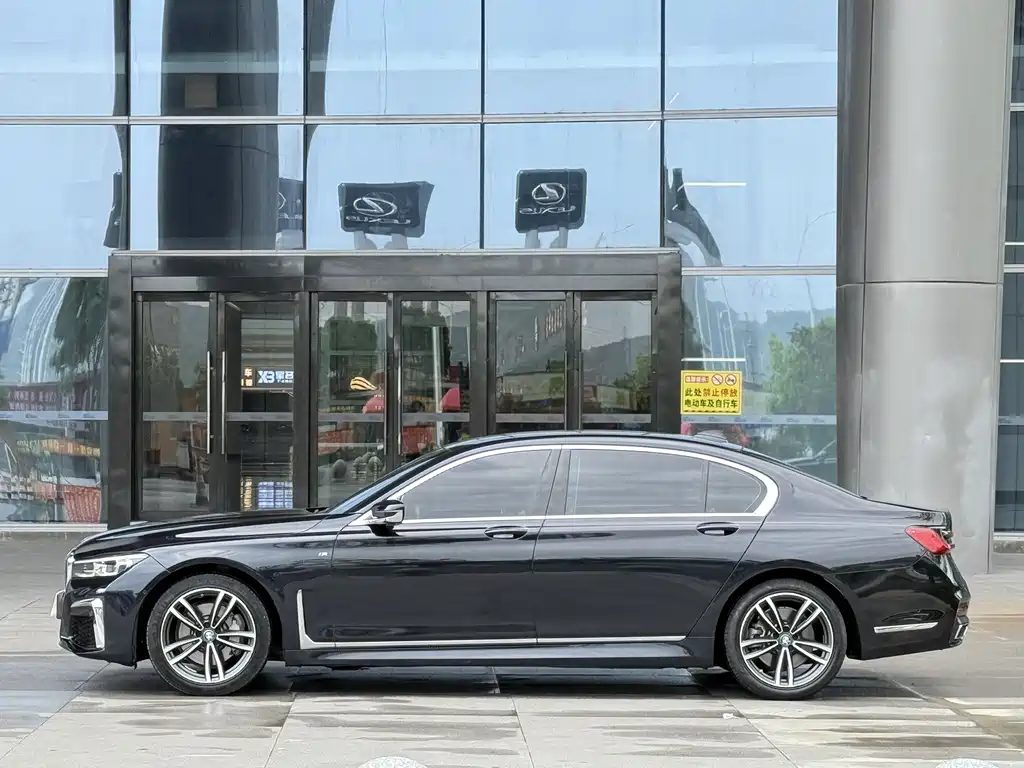 BMW 7 Series 7 2019 730Li M Sport