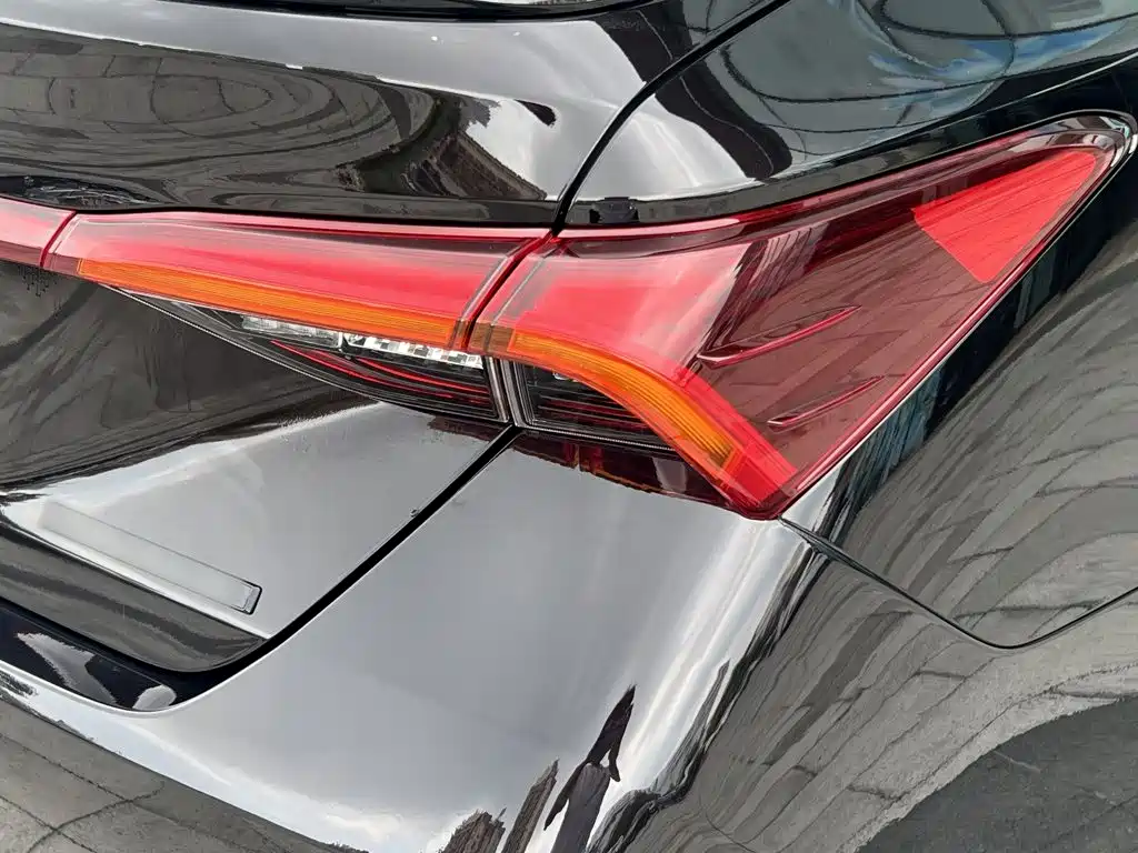 Toyota Avalon — миниатюра 25