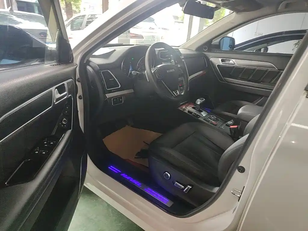 Haval H6 Coupe — миниатюра 16