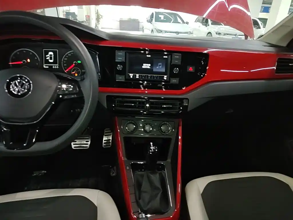 Volkswagen Polo — миниатюра 13
