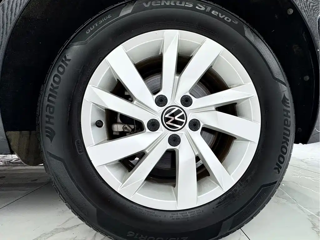 Volkswagen Passat — миниатюра 20