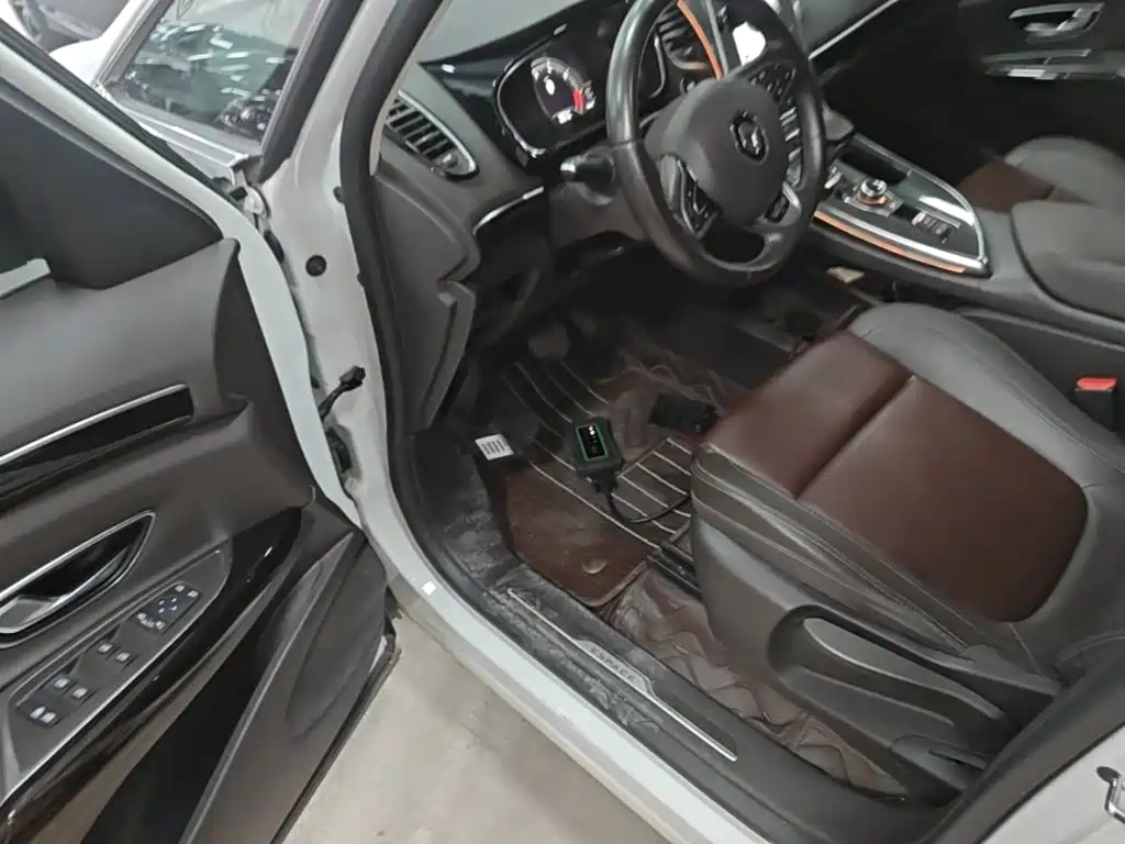 Renault Espace — миниатюра 16