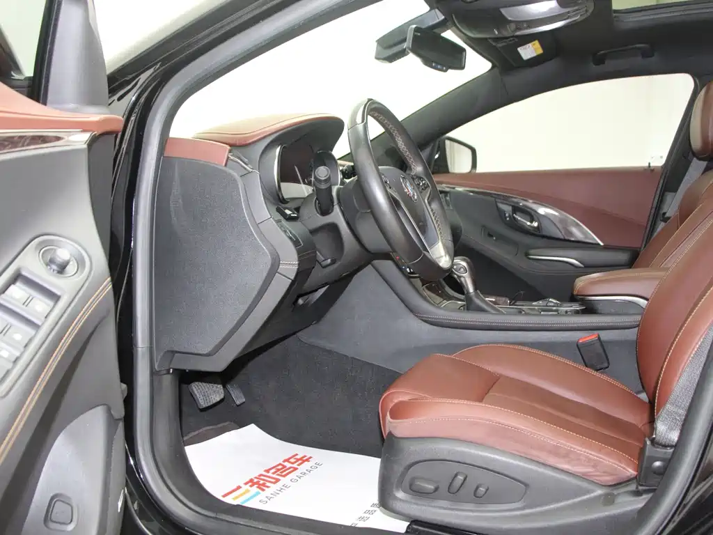 Buick LaCrosse — миниатюра 6