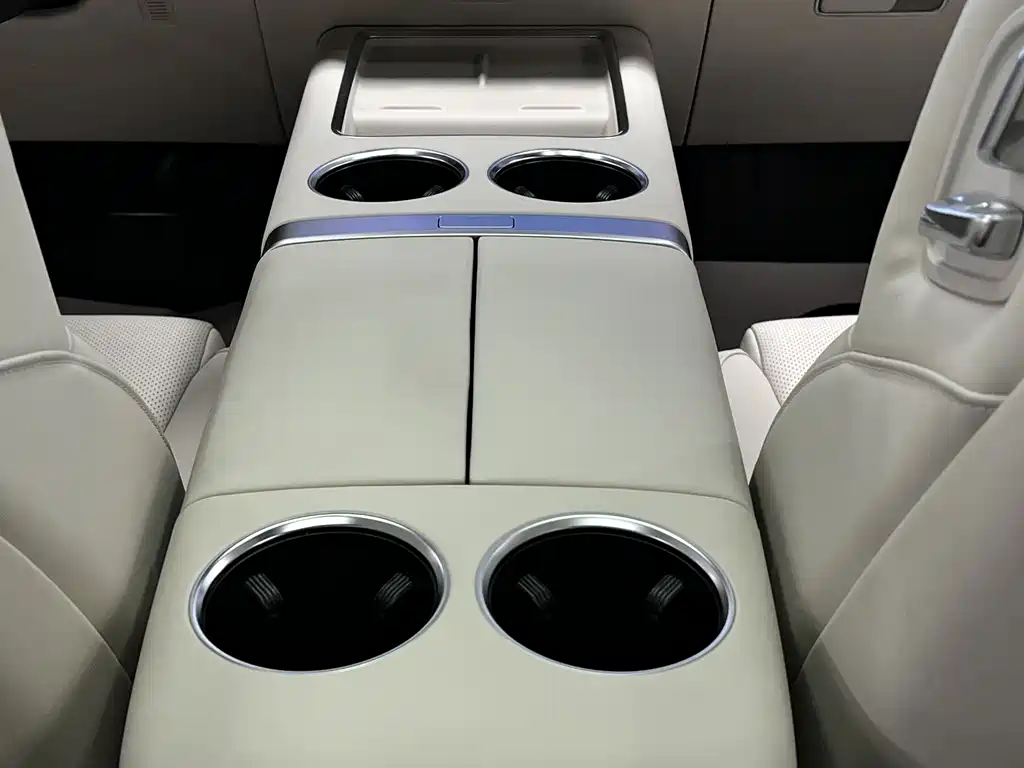 Li Auto Li L9 — миниатюра 46