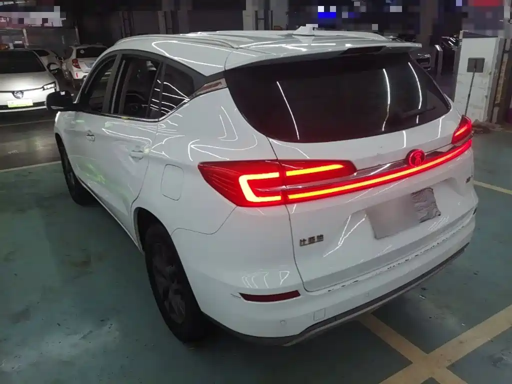 BYD Song — миниатюра 5