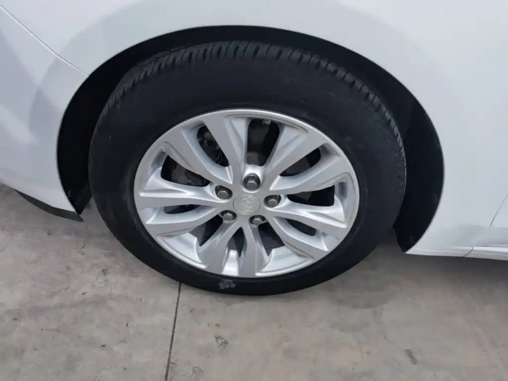 Buick Excelle — миниатюра 23