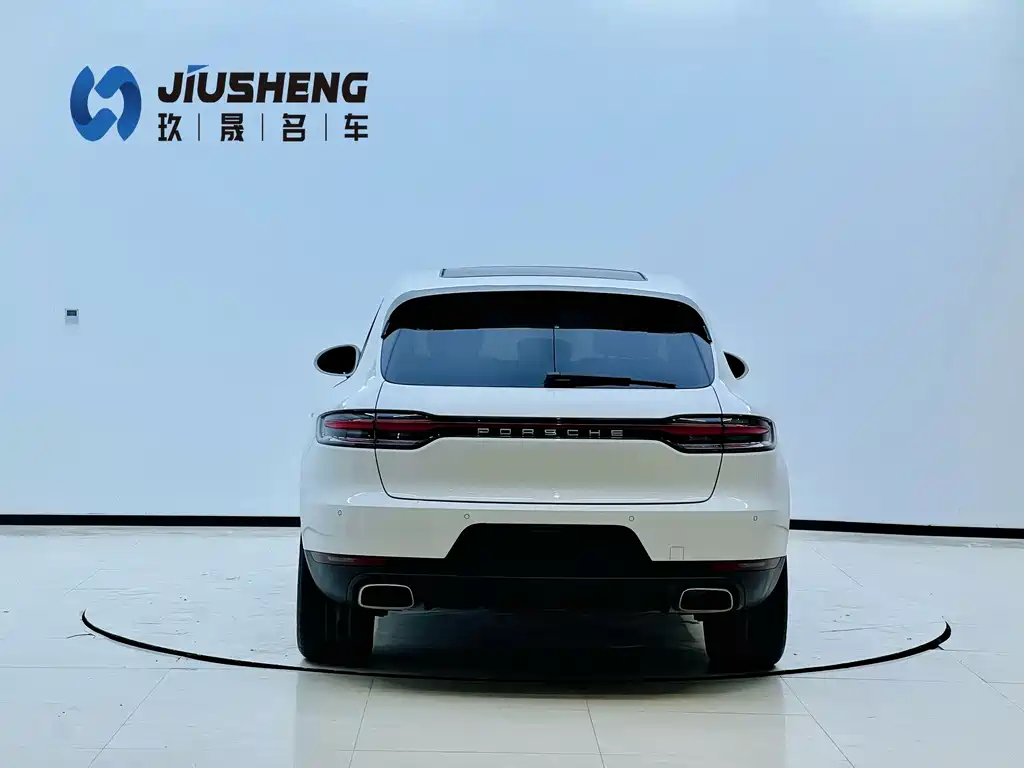 Porsche Macan — миниатюра 5