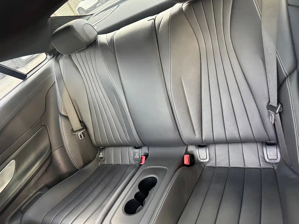 Mercedes-Benz E-Class (Import) — миниатюра 10