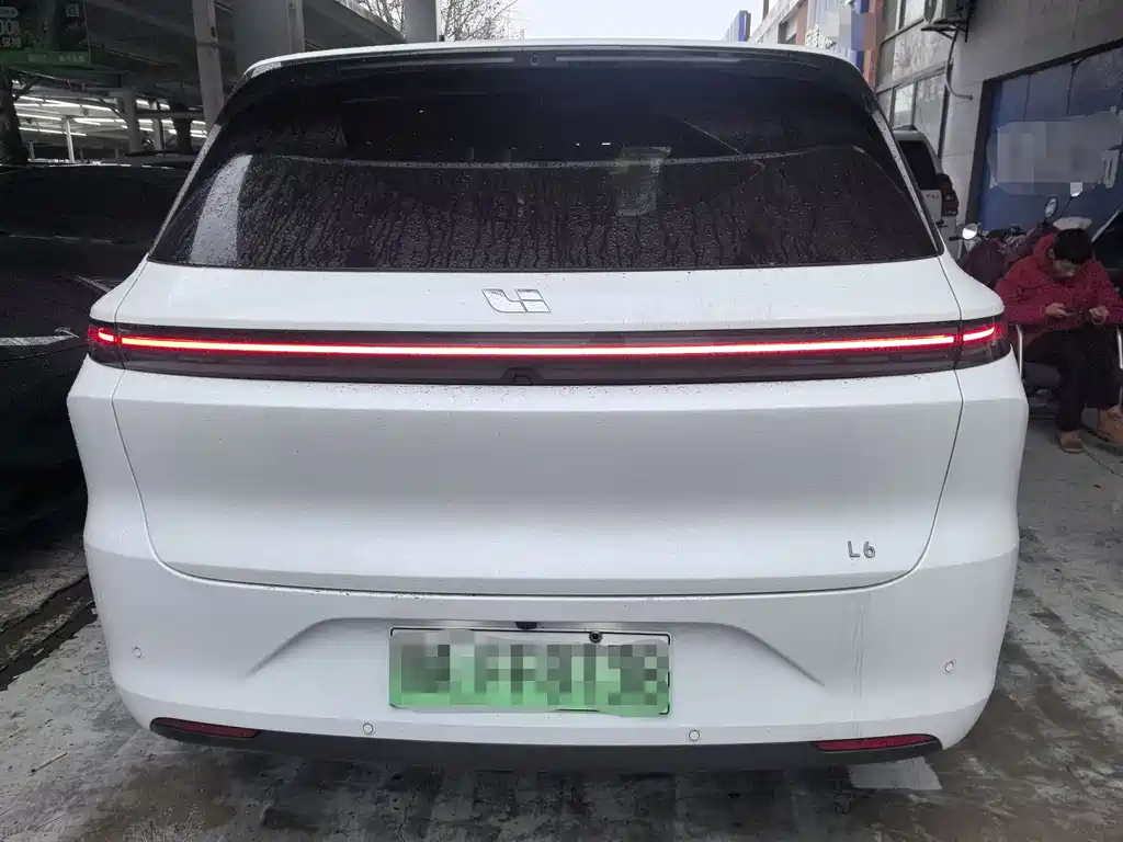 Li Auto IDEAL L6