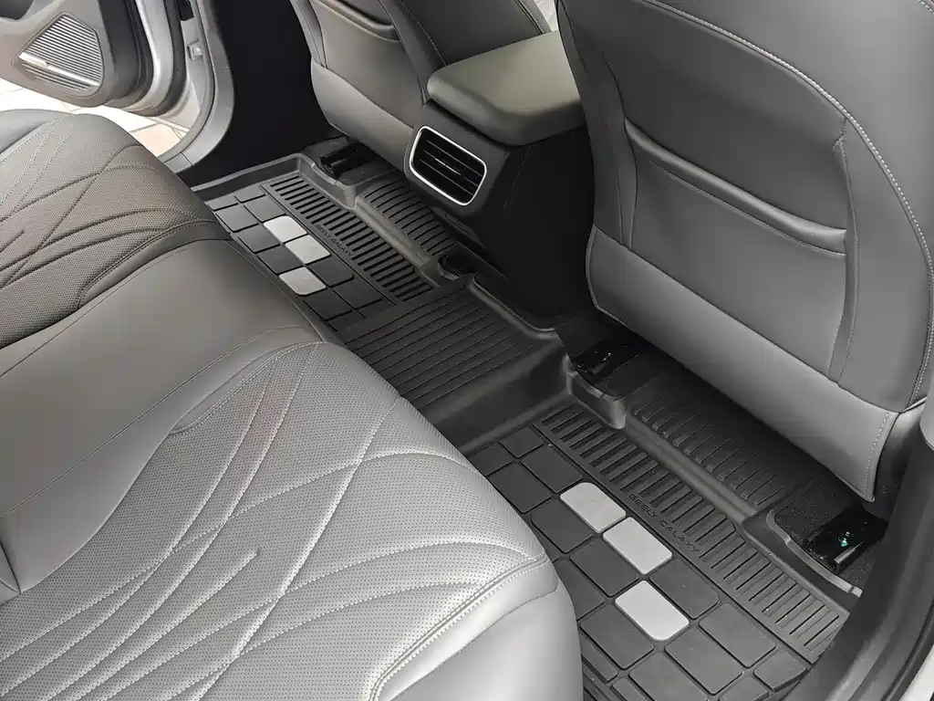 GEELY GALAXY GALAXY L6