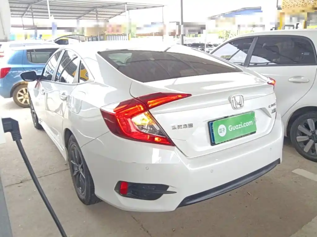Honda Civic — миниатюра 5