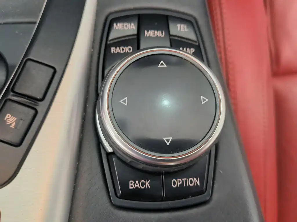 BMW M5 — миниатюра 15